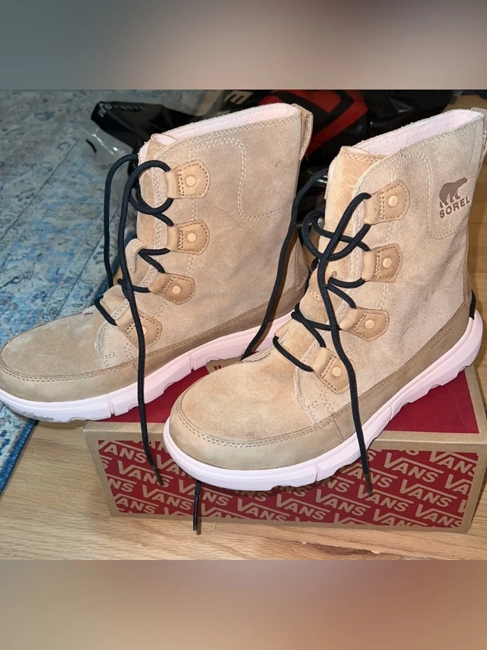 Sorel stylish tan
